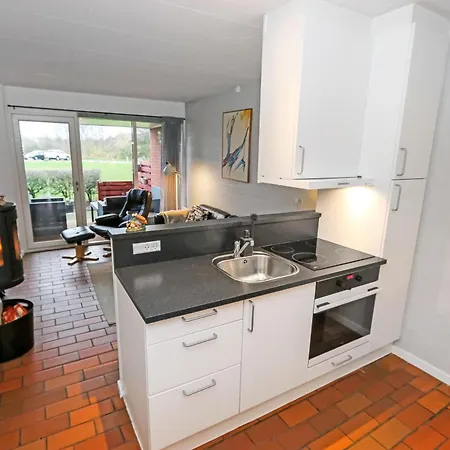 Apartment I Stueplan I Beliggende Ved Marinaen Og Med Udsigt Til Limfjorden Sj543