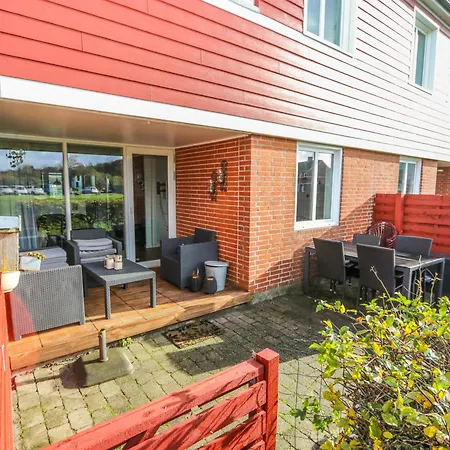 Apartment I Stueplan I Beliggende Ved Marinaen Og Med Udsigt Til Limfjorden Sj543 *