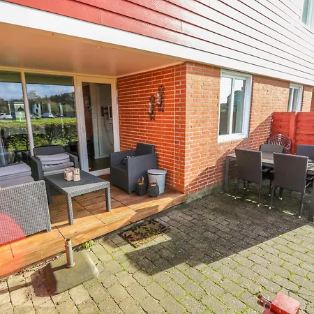 Apartment I Stueplan I Beliggende Ved Marinaen Og Med Udsigt Til Limfjorden Sj543 *
