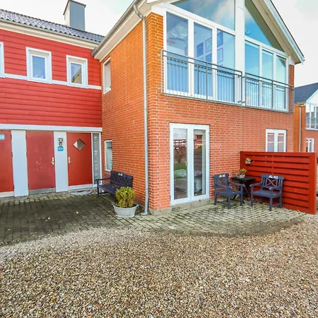 Apartment I Stueplan I Beliggende Ved Marinaen Og Med Udsigt Til Limfjorden Sj543