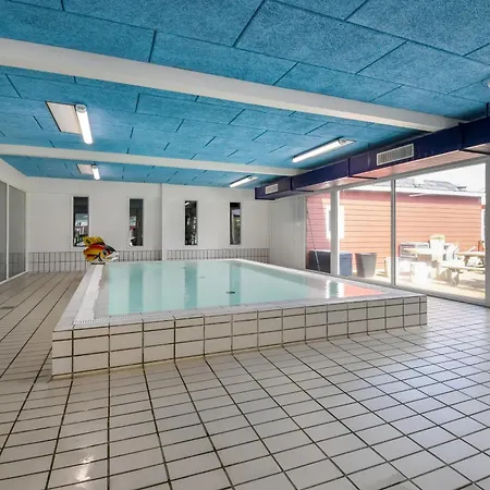 Apartment I Stueplan I Beliggende Ved Marinaen Og Med Udsigt Til Limfjorden Sj543