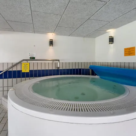 Apartmán I Stueplan I Beliggende Ved Marinaen Og Med Udsigt Til Limfjorden Sj543